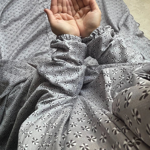 Full Coverage Printed Namaz Chadar with Sleeves-Full Length