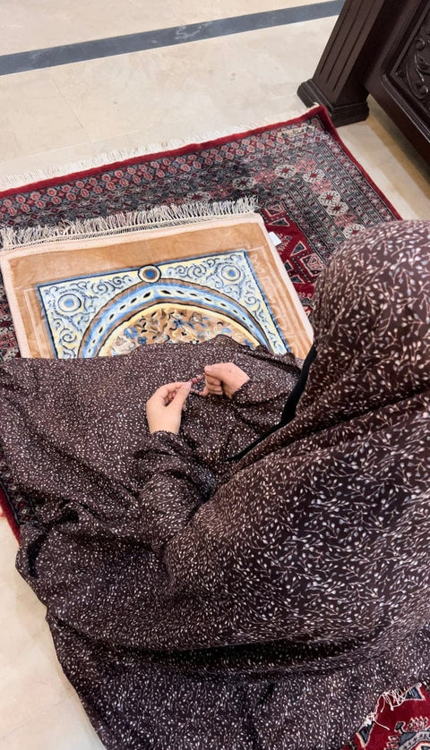 Full Coverage Printed Namaz Chadar with Sleeves-Full Length